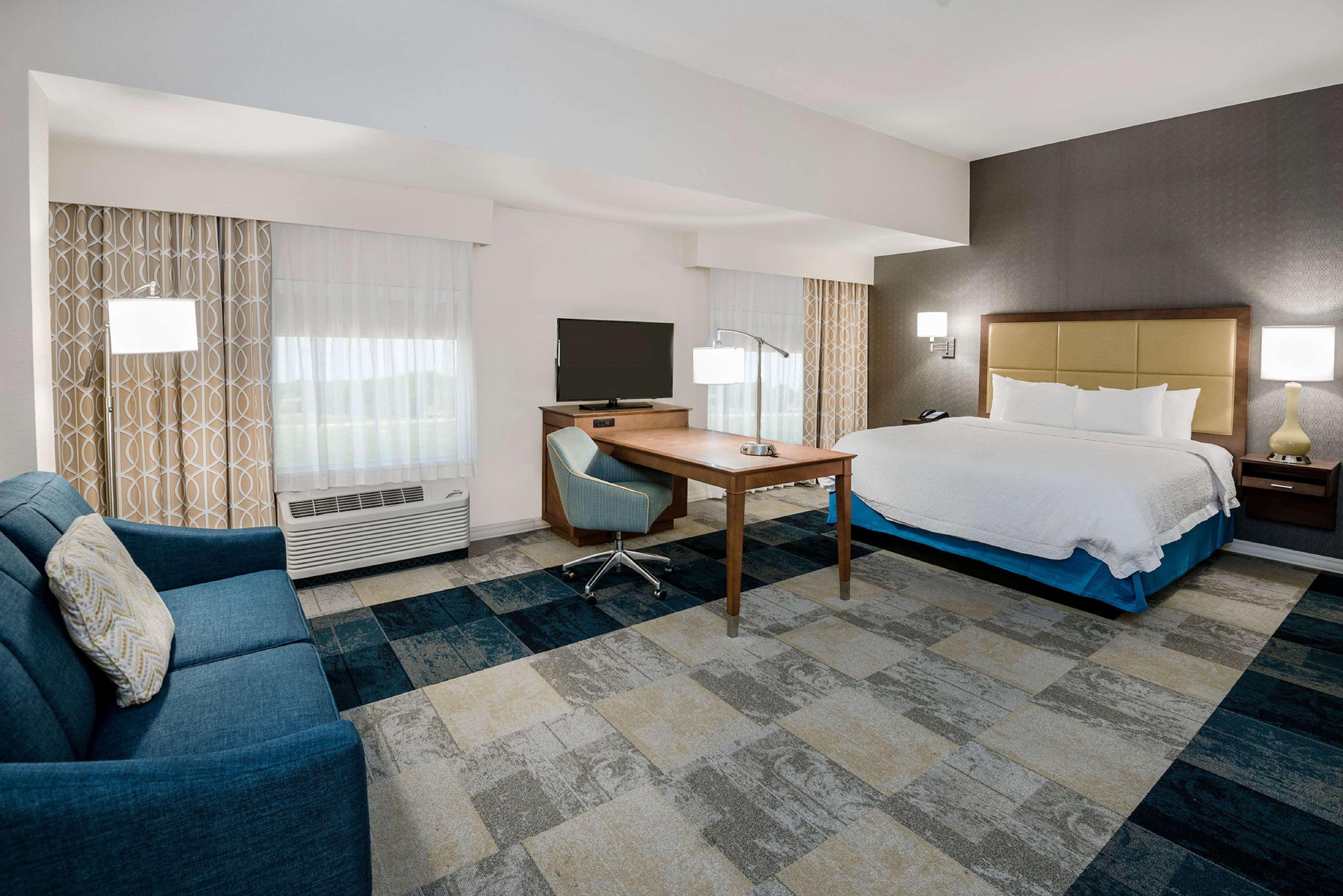 Hampton Inn & Suites San Antonio Brooks City Base, Tx Bagian luar foto