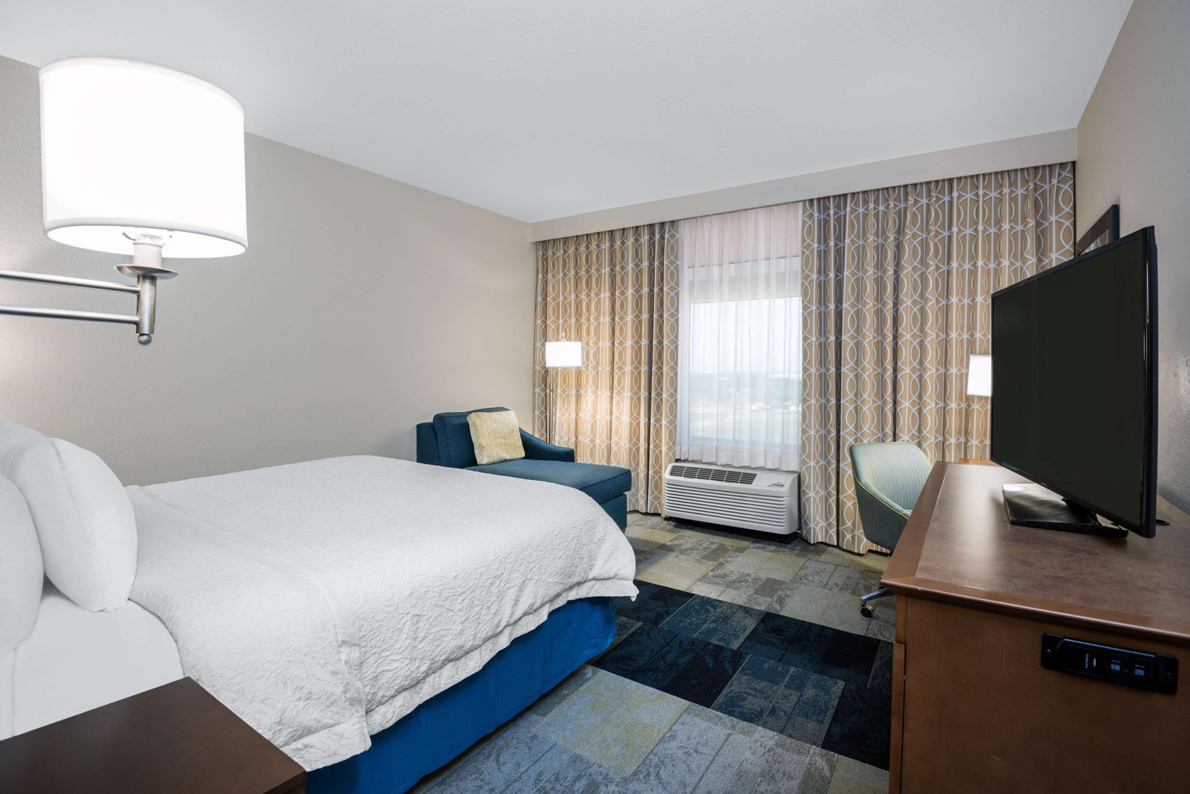 Hampton Inn & Suites San Antonio Brooks City Base, Tx Bagian luar foto
