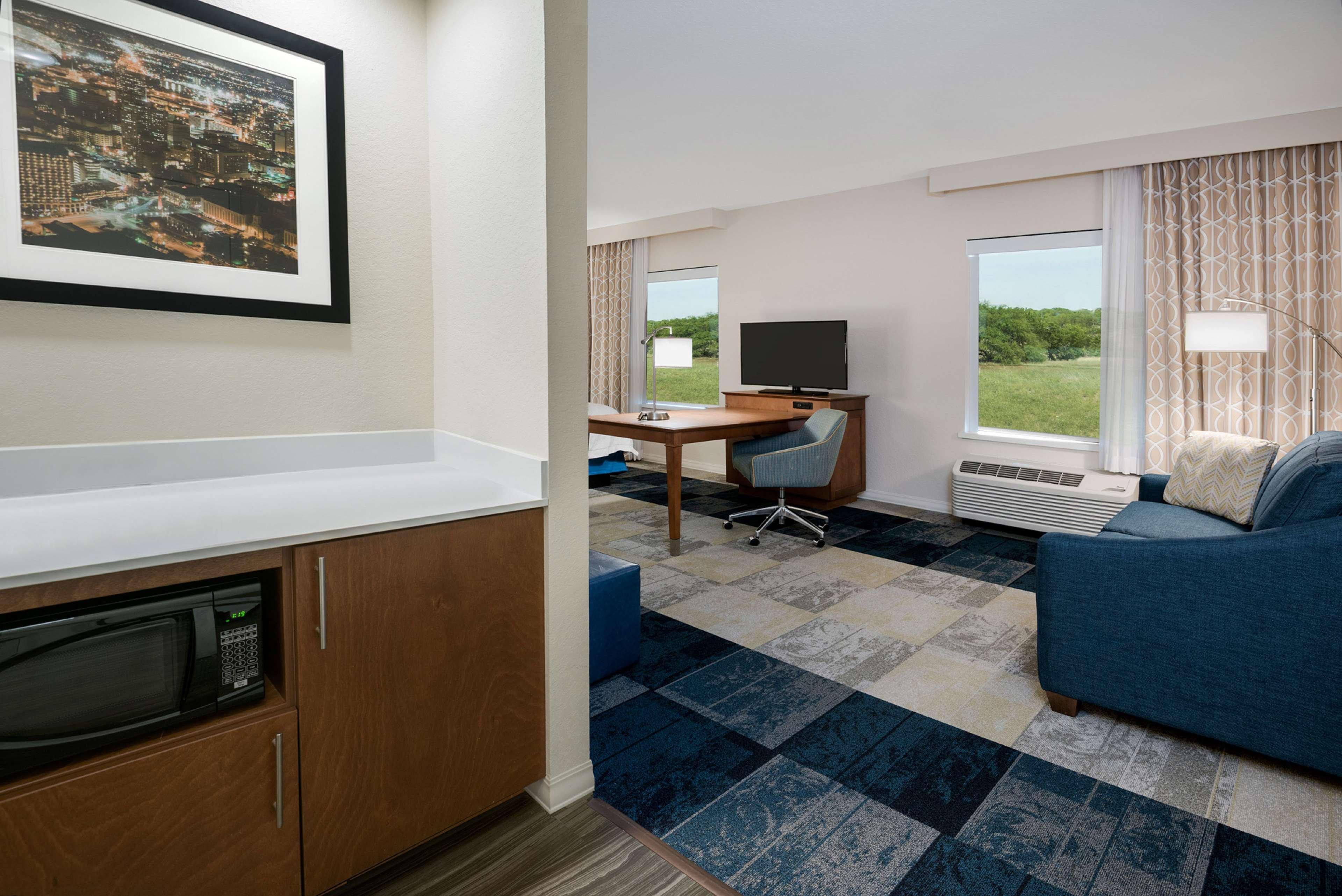 Hampton Inn & Suites San Antonio Brooks City Base, Tx Bagian luar foto
