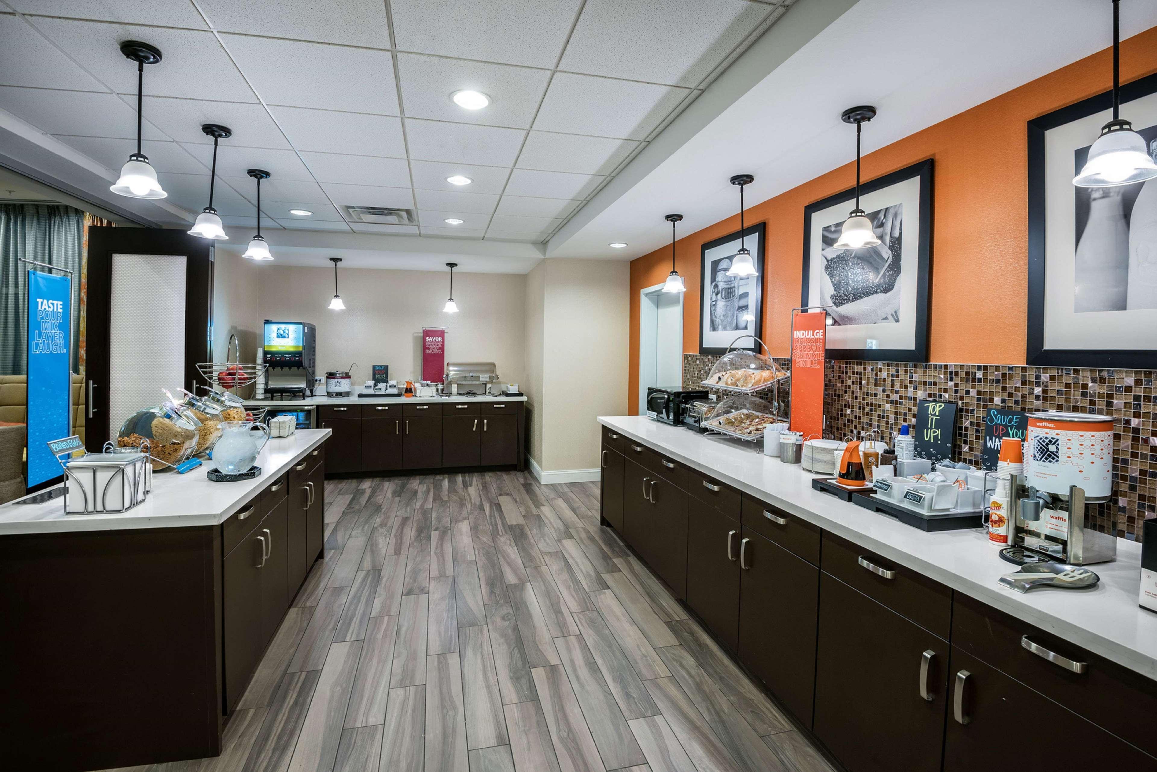 Hampton Inn & Suites San Antonio Brooks City Base, Tx Bagian luar foto
