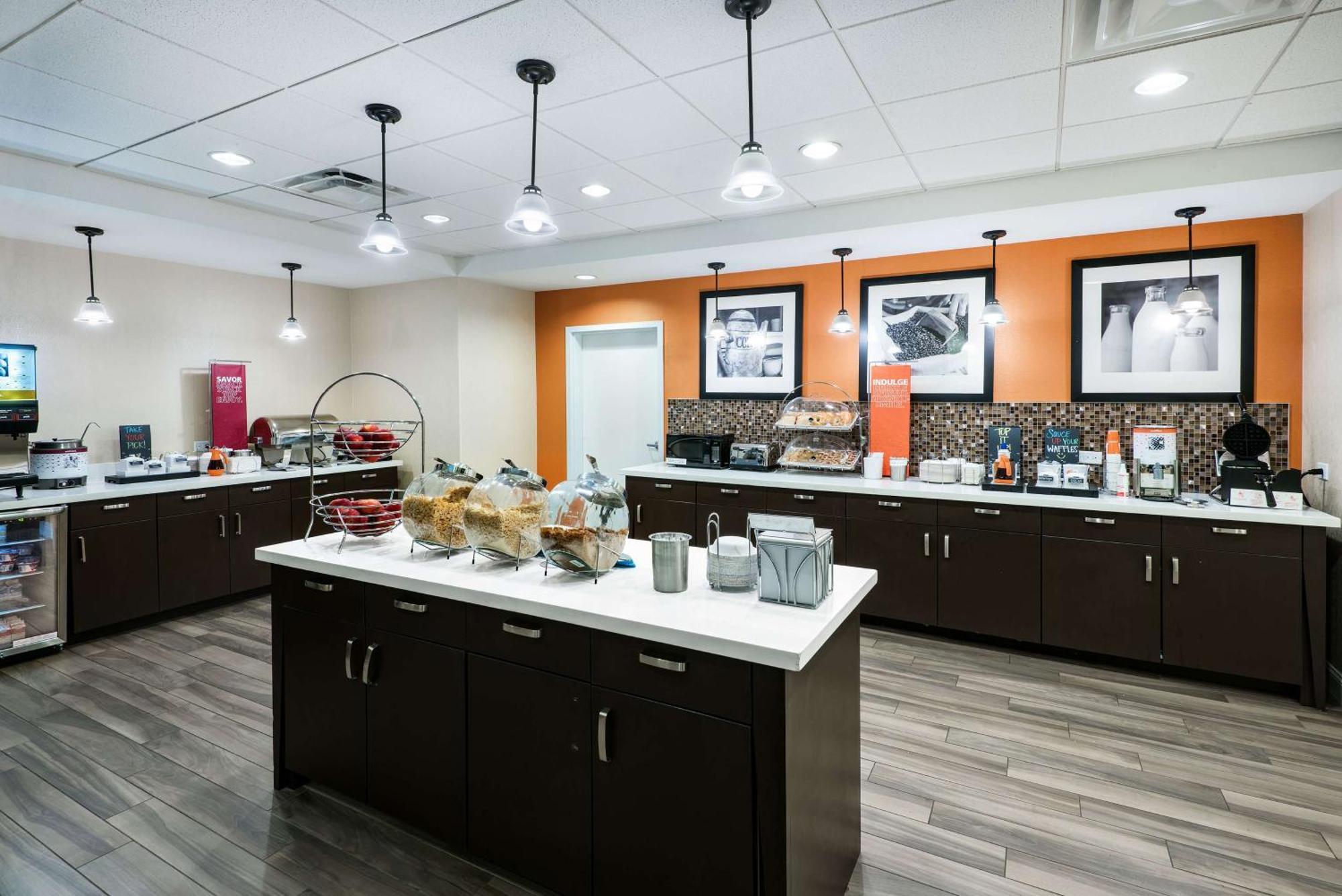 Hampton Inn & Suites San Antonio Brooks City Base, Tx Bagian luar foto