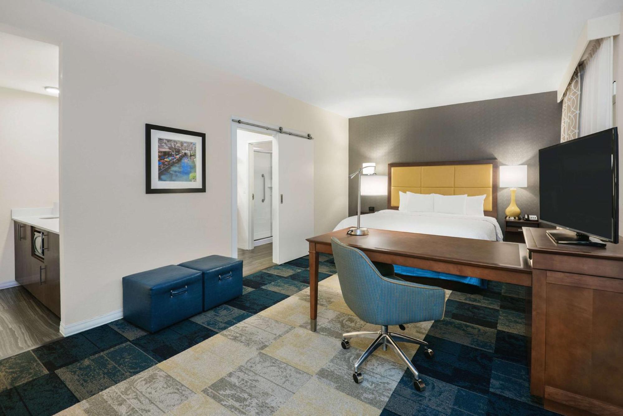 Hampton Inn & Suites San Antonio Brooks City Base, Tx Bagian luar foto